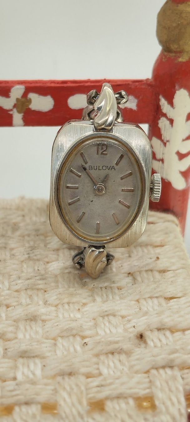Bulova Orologi: Montre 50's bulova – Usato da La Chaux-de-Fonds venduto da jac_9llg