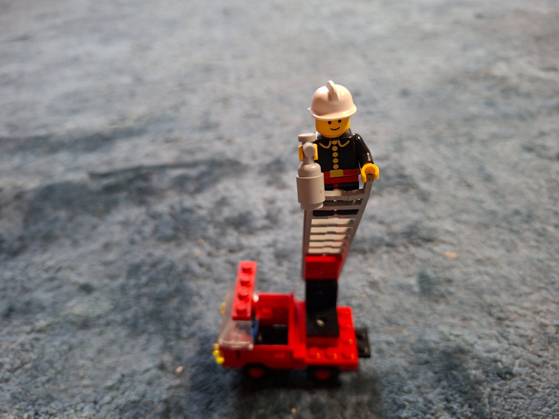 Lego Kit di costruzioni: Lego - Camion de pompier. – Usato da Montmollin venduto da islachat 1