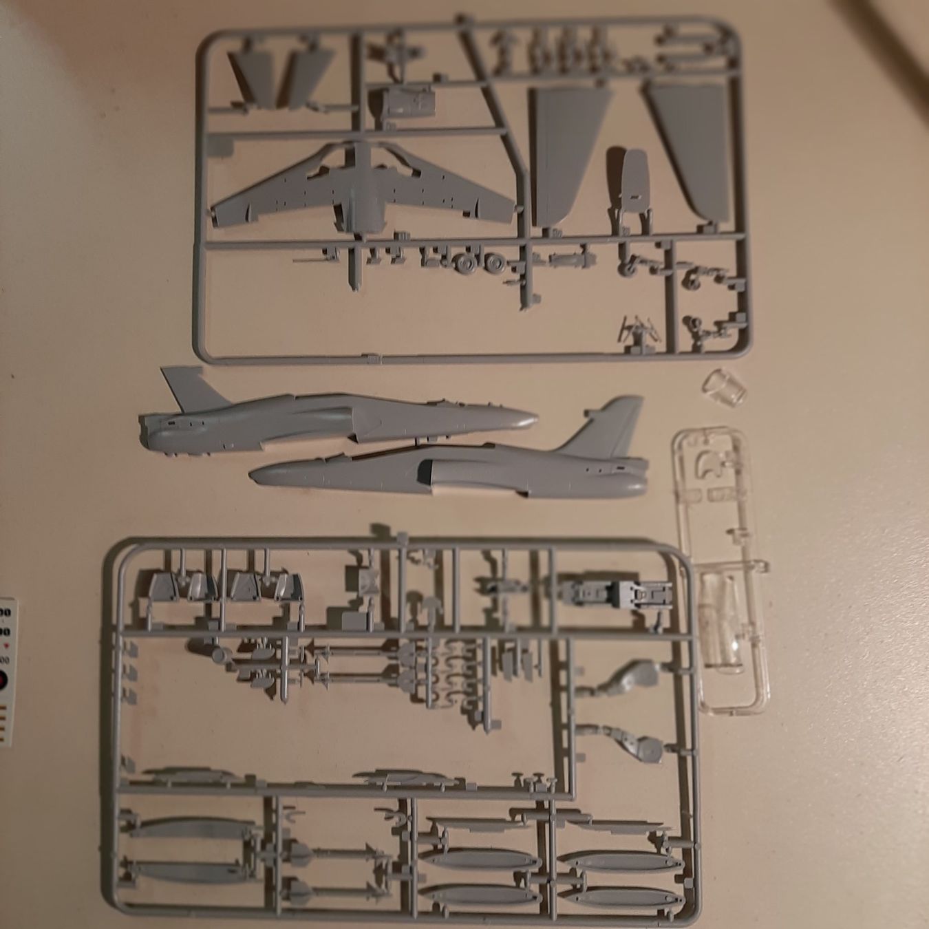 Italeri Kit di modellismo & Modellini statici: 2150 ... BAe Hawk Mk 100 ... Italeri 1211 – Usato da Bonstetten venduto da Benibanny59 4