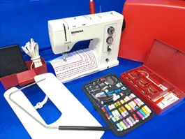 BERNINA 830 RECORD WIE NEU GARANTIE 3MT FRISCH REVIDIERT