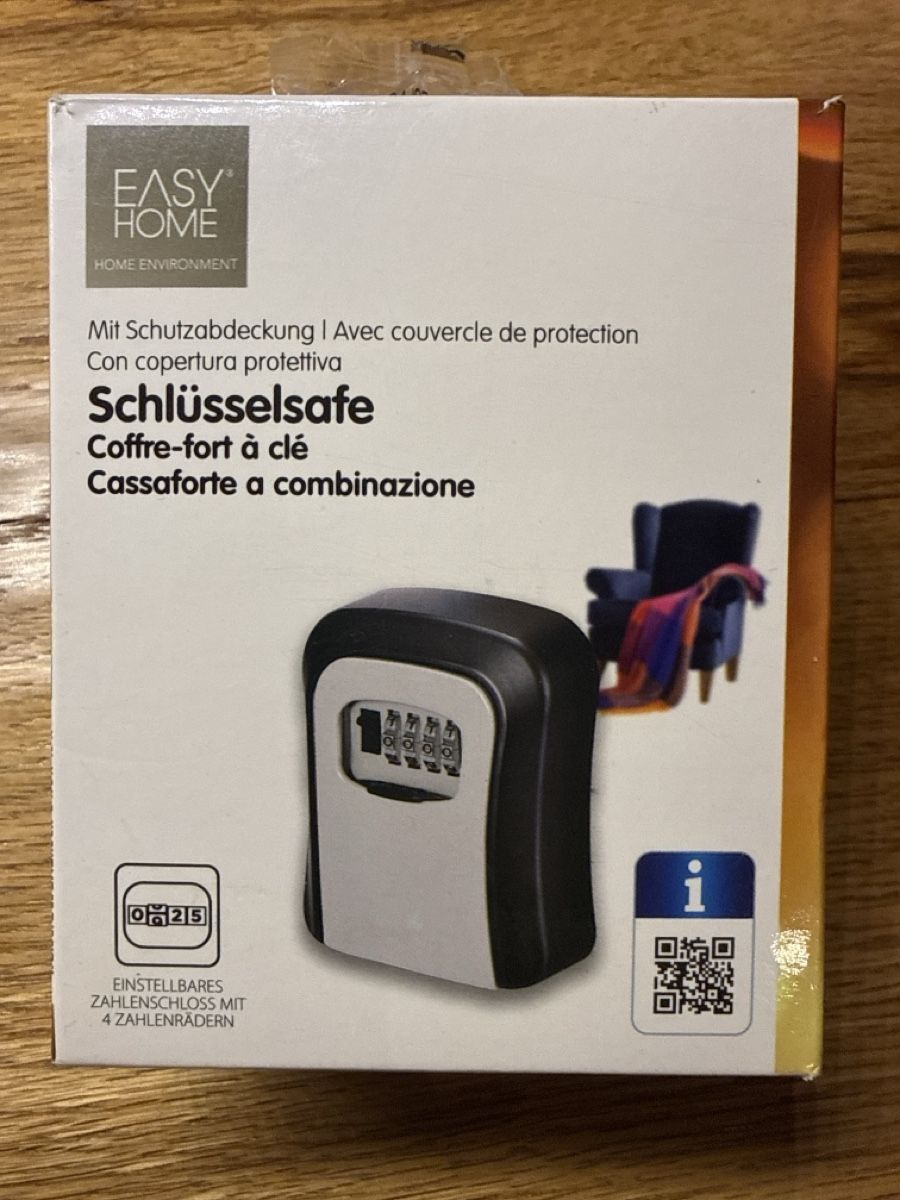 Tresor: Coffre-fort à clé Easy Home avec code à 4 chiffres neuf – Neu und originalverpackt aus Montreux von kingfisherbeach
