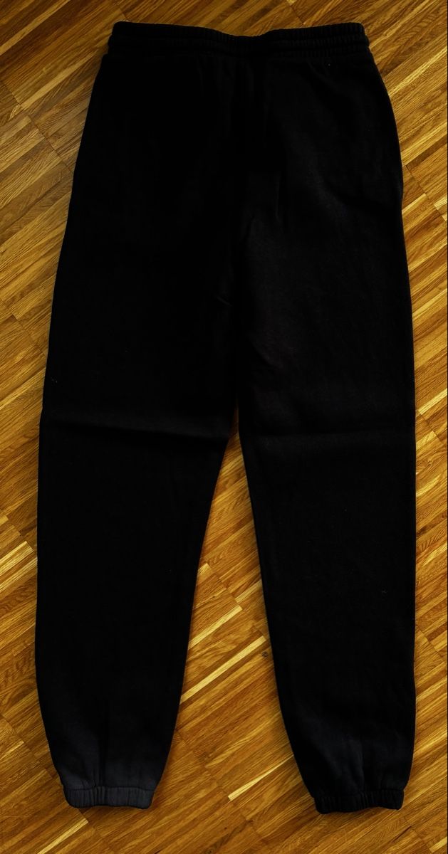 H&M Pantalons: Hosen Joggers schwarz 158 – Neuf (Voir description) à Bottmingen par pao_22jx 1