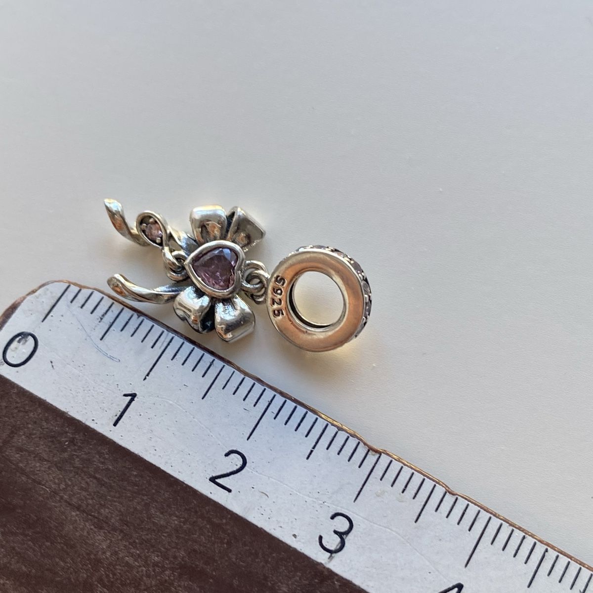 Pandora Anhänger: Pandora Silber 925 Fliege Herz Charms – Neu (gemäss Beschreibung) aus Givisiez von dor_xb9k 1