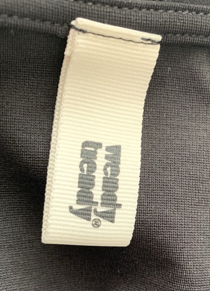 T-Shirts: Elegantes Shirt Grösse S, schwarz – Neu (gemäss Beschreibung) aus Herisau von mikeho2000 2