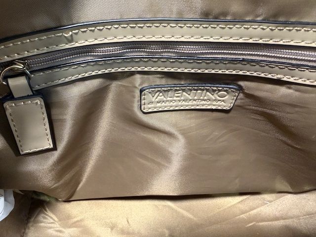 Valentino Taschen für Damen: Valentino Handtasche Beige mit Schultergurt – Gebraucht aus Aarau Rohr von HappyKoala 5