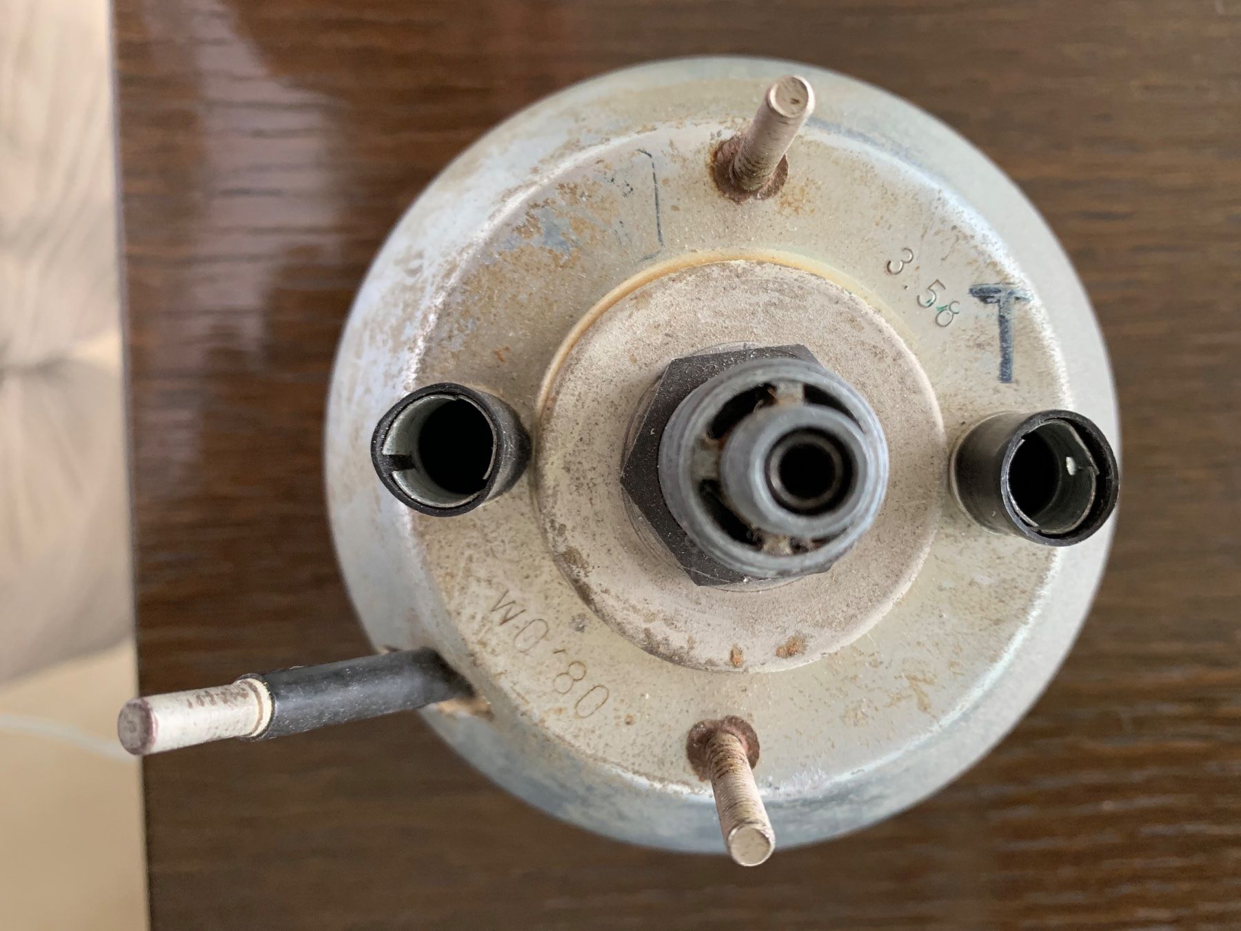 Porsche Tutti pezzi di ricambio auto: Porsche 356 Tachometer 1958 – Usato da Weesen venduto da Elmax1