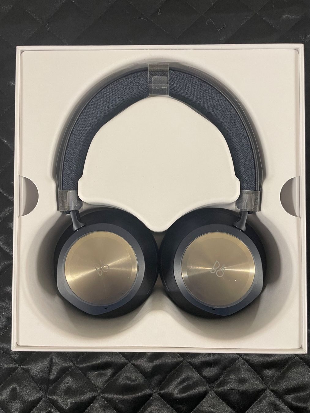 Bang & Olufsen Casques audio: Beoplay Portal PC PS Navy – Neuf avec emballage d'origine à Kirchberg SG par EPGaemperle 1