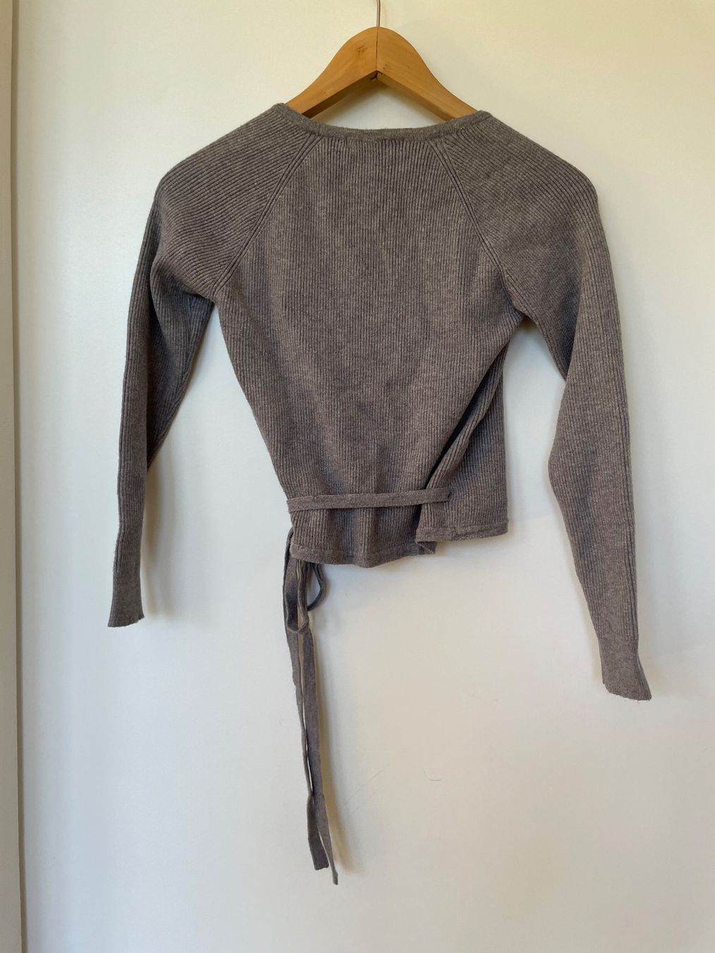 Mango Giacche: MANGO Basics Wickeltop / Strickpullover Grau (Gr. S) – Usato da Neukirch an der Thur venduto da bee88 4