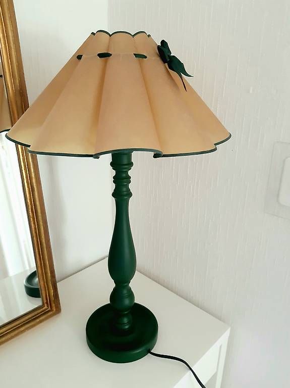 Lampade: Lampe abat-jour – Usato da Lausanne venduto da app_9rmq
