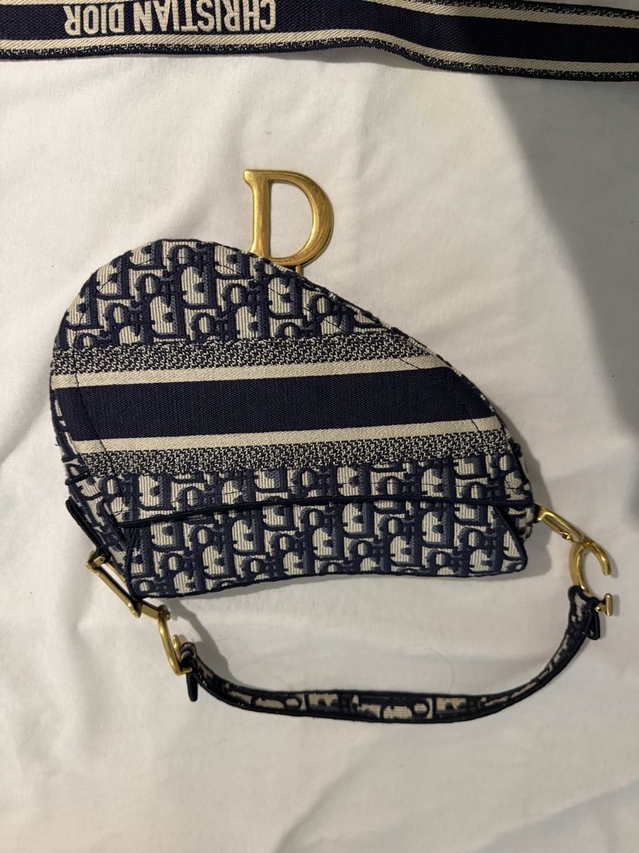 Dior Taschen für Damen: Authentic Dior Saddle Bag + Original Dior Shoulder Strap – Neu (gemäss Beschreibung) aus Zürich von YumYum 1