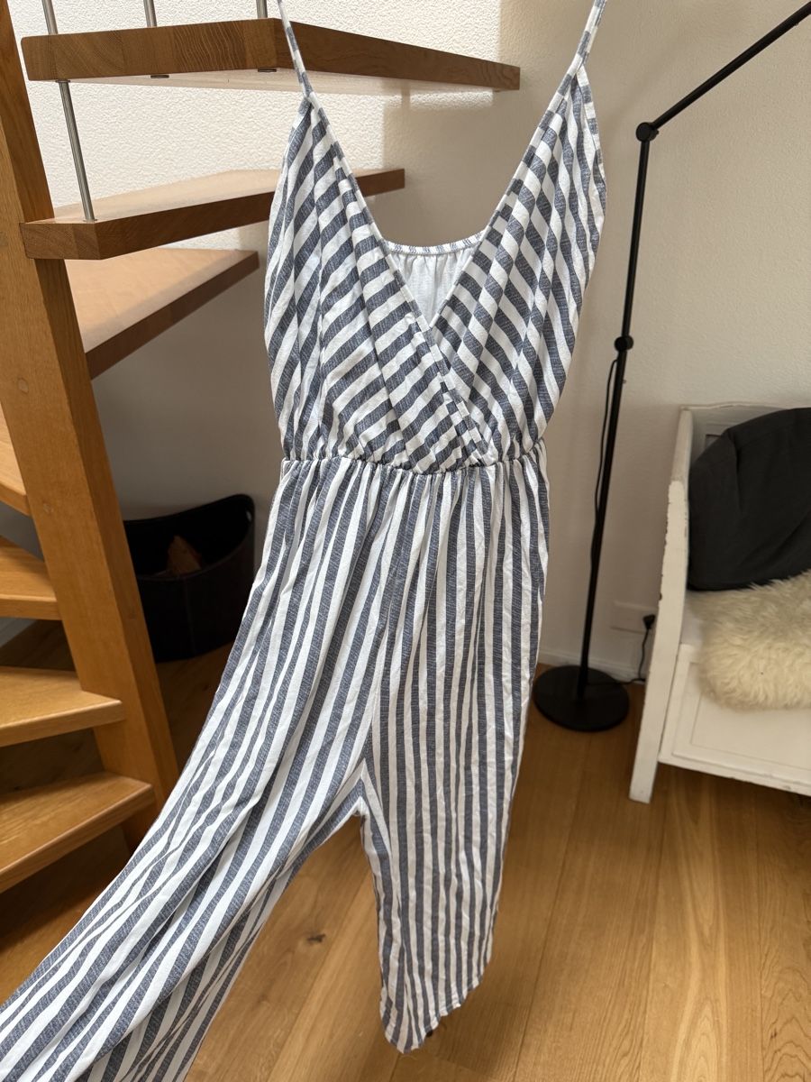 Tute: Jumpsuit, gestreift, One Size. Top Zustand – Usato da Luzern venduto da Whateverr 1