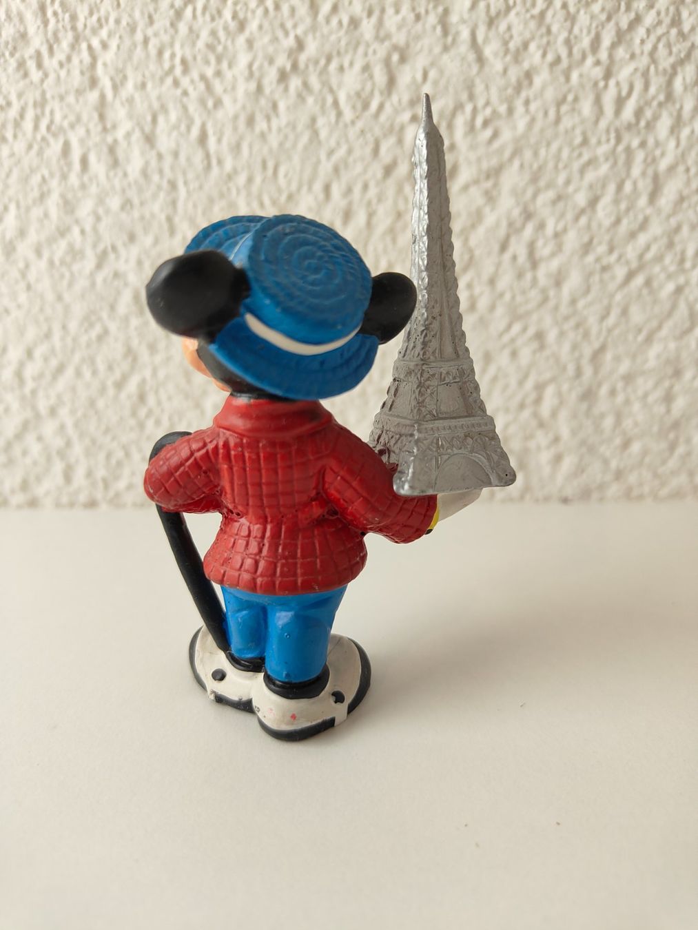 Bullyland Statuette: Bullyland Mickey Mouse Disney 1992 unbespielt Eiffelturm – Usato da Thalwil venduto da FigurenFreunde 1