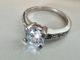 Klassischer Solitär Ring Silber 925+MP mit Zirkonia - G 55