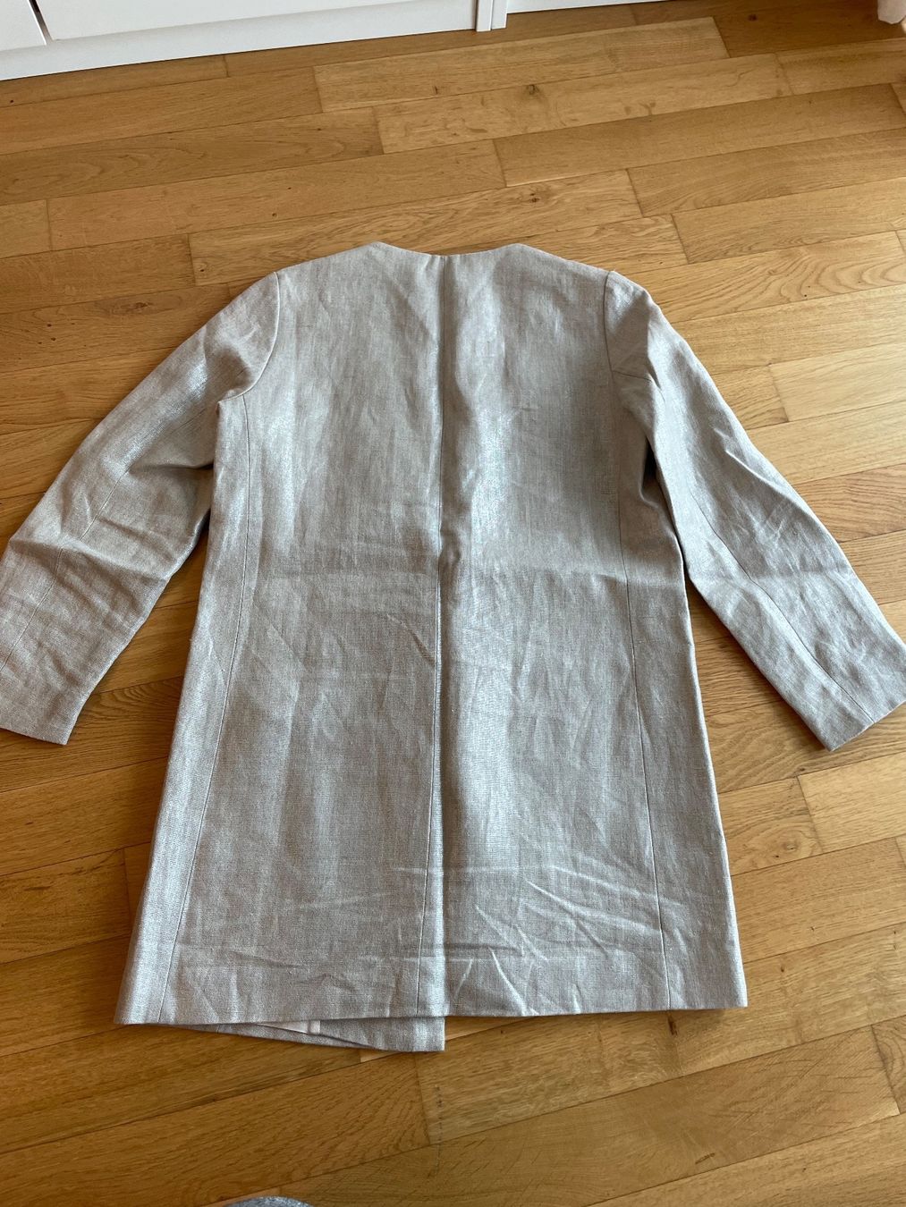 Zara Mäntel: 100% linen Spring coat XS Zara Collection – Gebraucht aus Zug von dim_np7l 4