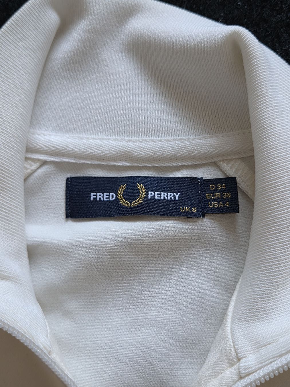 Fred Perry Giacche: Fred Perry Track Jacket / Trainingsjacke Cremeweiss – Nuovo (secondo la descrizione) da Biel/Bienne venduto da casualculture.store 2