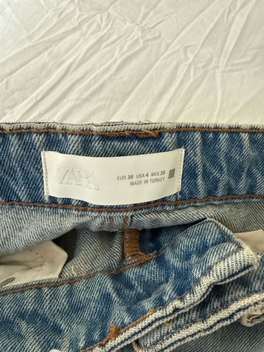 Zara Jeans: Zara jeans – Nuovo (secondo la descrizione) da Nebikon venduto da Preloved_bykelly 2