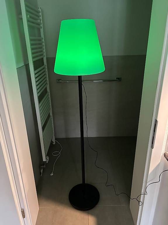 Lampade: Aldi LED Akku Solar Stehlampe – Usato da Gipf-Oberfrick venduto da Jobo99 3