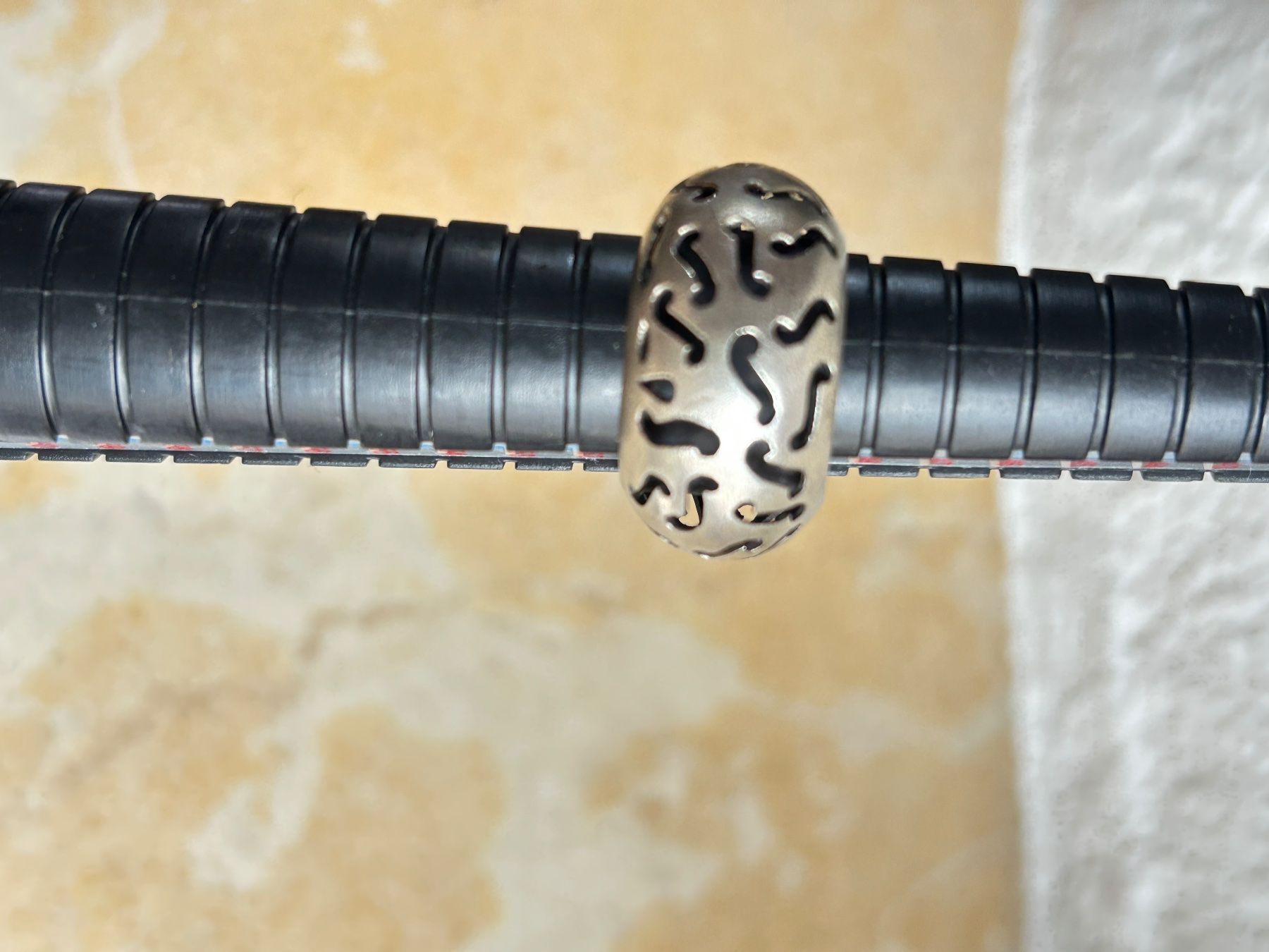 Ringe: Einzigartiger Devine Ring aus Zürich, Grösse 52 Silber – Gebraucht aus Laufen von belleskulptur 7