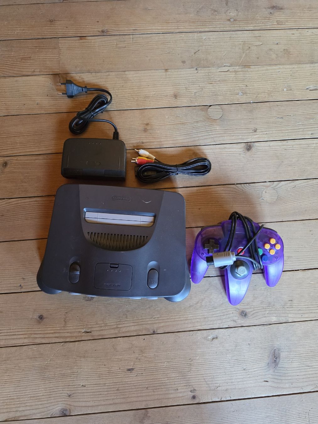 Nintendo Konsolen: Nintendo 64 Konsole Set N64 – Gebraucht aus Tafers von whereyogamesat