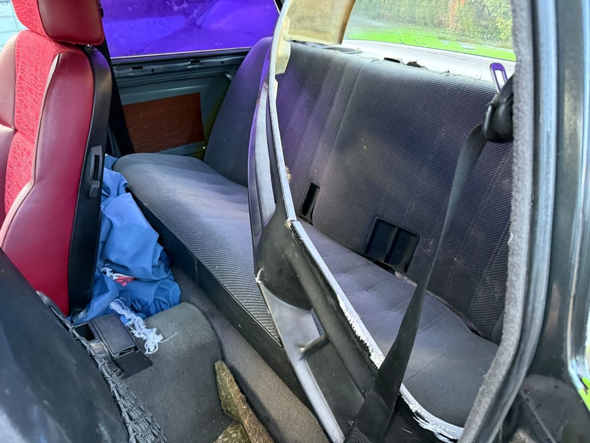 BMW Autos: BMW 320i e30 – Defekt aus Landquart von dark68 3
