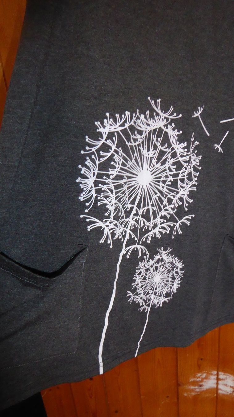 Maglioni & Felpe: Sweatshirt Gr M mit Auftruck – Usato da Sargans venduto da Benziner 1