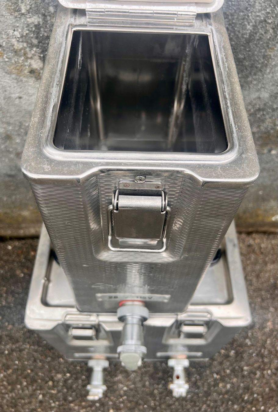 Baucontainer: Air Dolomiti Hot Liquid Container – Gebraucht aus Ostermundigen von airline-trolley 2