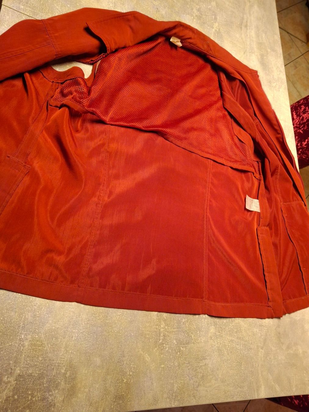 Gilets & Westen: Gilet bordeau taille 42 – Gebraucht aus Villiers von san_jn5w 3
