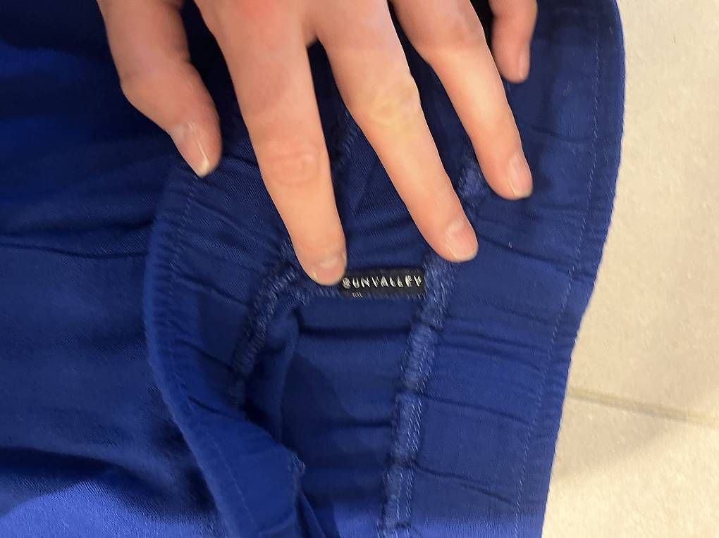 Pantaloni: Light pants SunValley  – Usato da Zürich venduto da mik_7hwr 1
