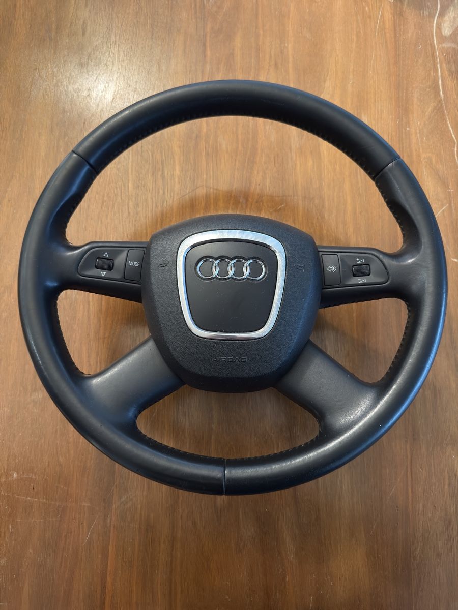 Audi Toutes les pièces auto: Audi A4 Lenkrad – D'occasion à Sils im Domleschg par Exar93