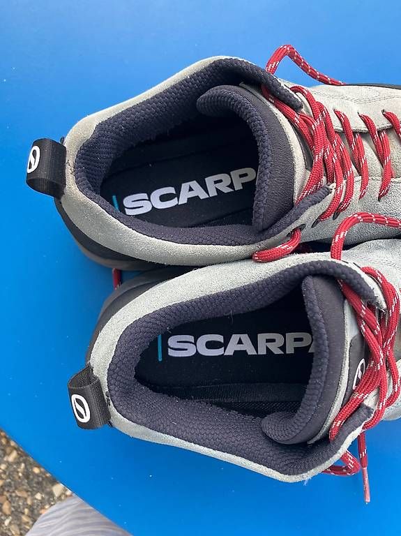 Scarpe da donna: Scarpa Wanderlaufschuhe  grösse 39.5 Leder – Usato da baar venduto da Lstar 1