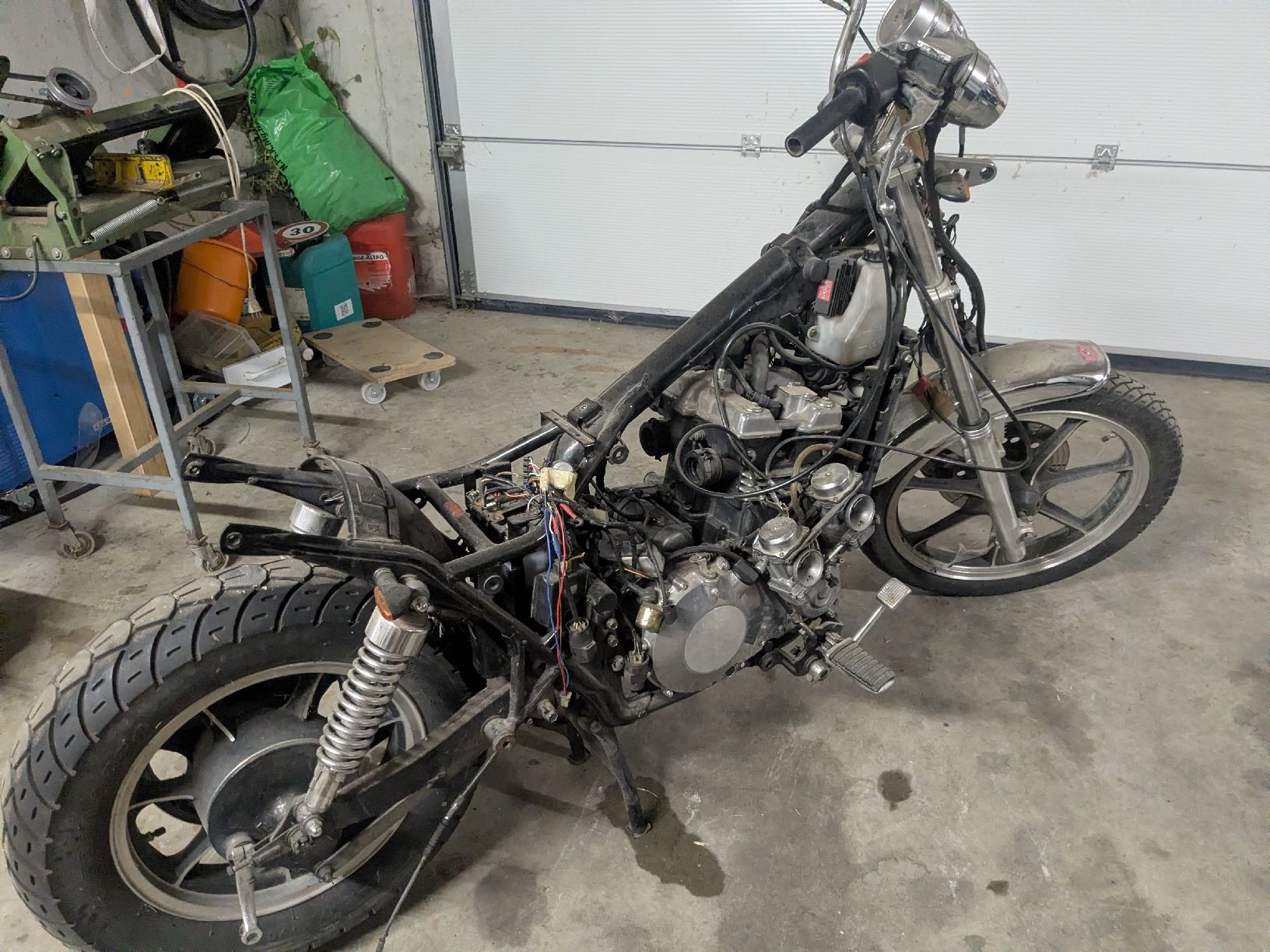 Cruisers: Kawasaki LTD450 – Défectueux à Trubschachen par 0Aedu6 3