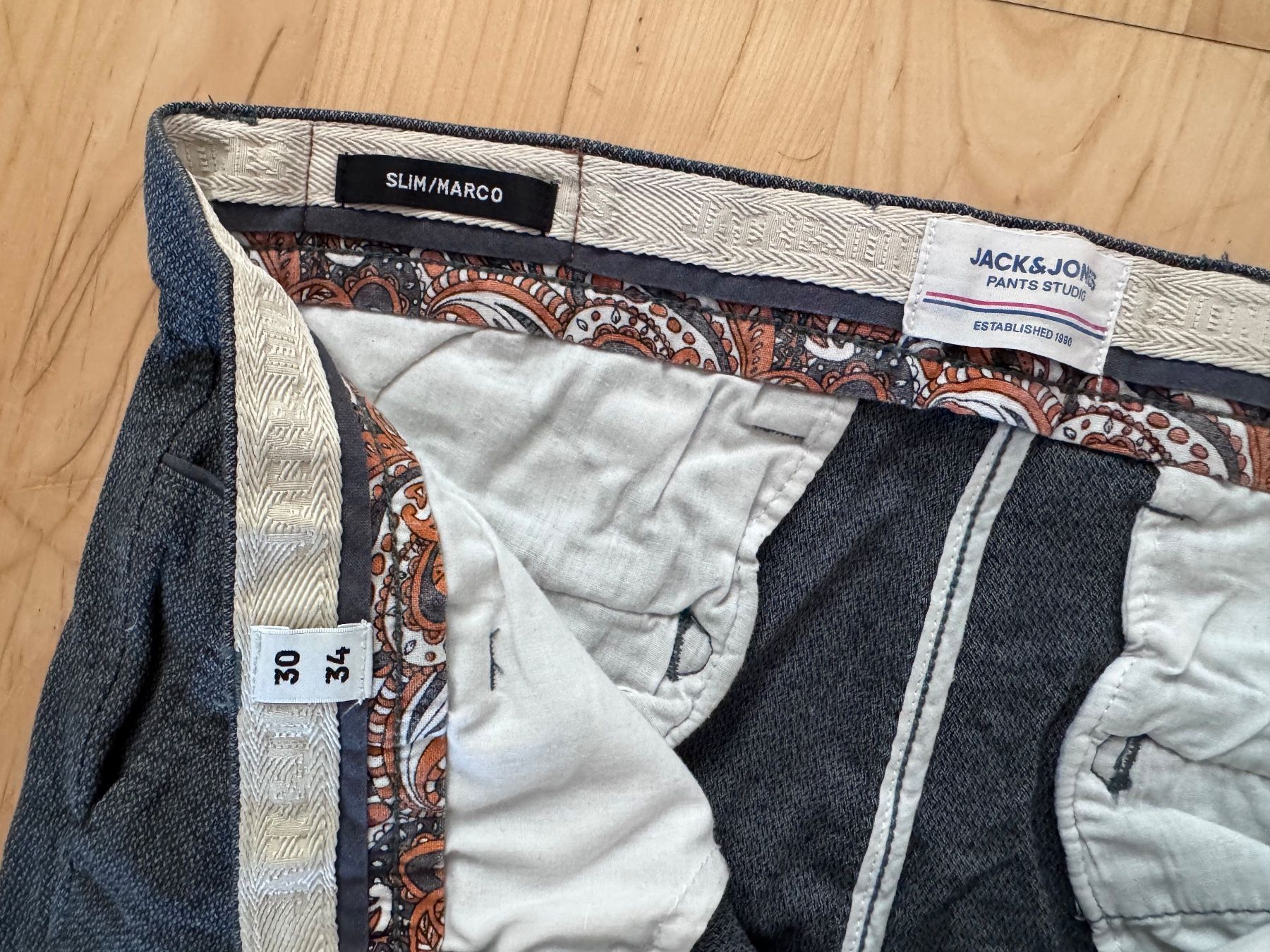 Jack & Jones Hosen: Herrenhose Casual Gr. 30/34 – Gebraucht aus Mettmenstetten von Fosse94 1