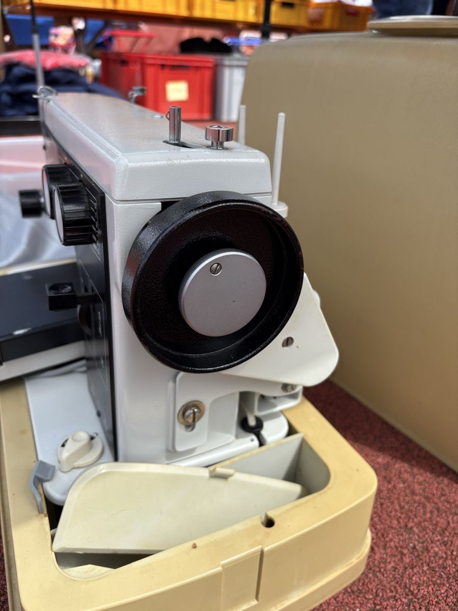 Pfaff Macchine da cucire: Nähmaschine Pfaff 204 – Usato da Schupfart venduto da Ann-Kathrin1907 2