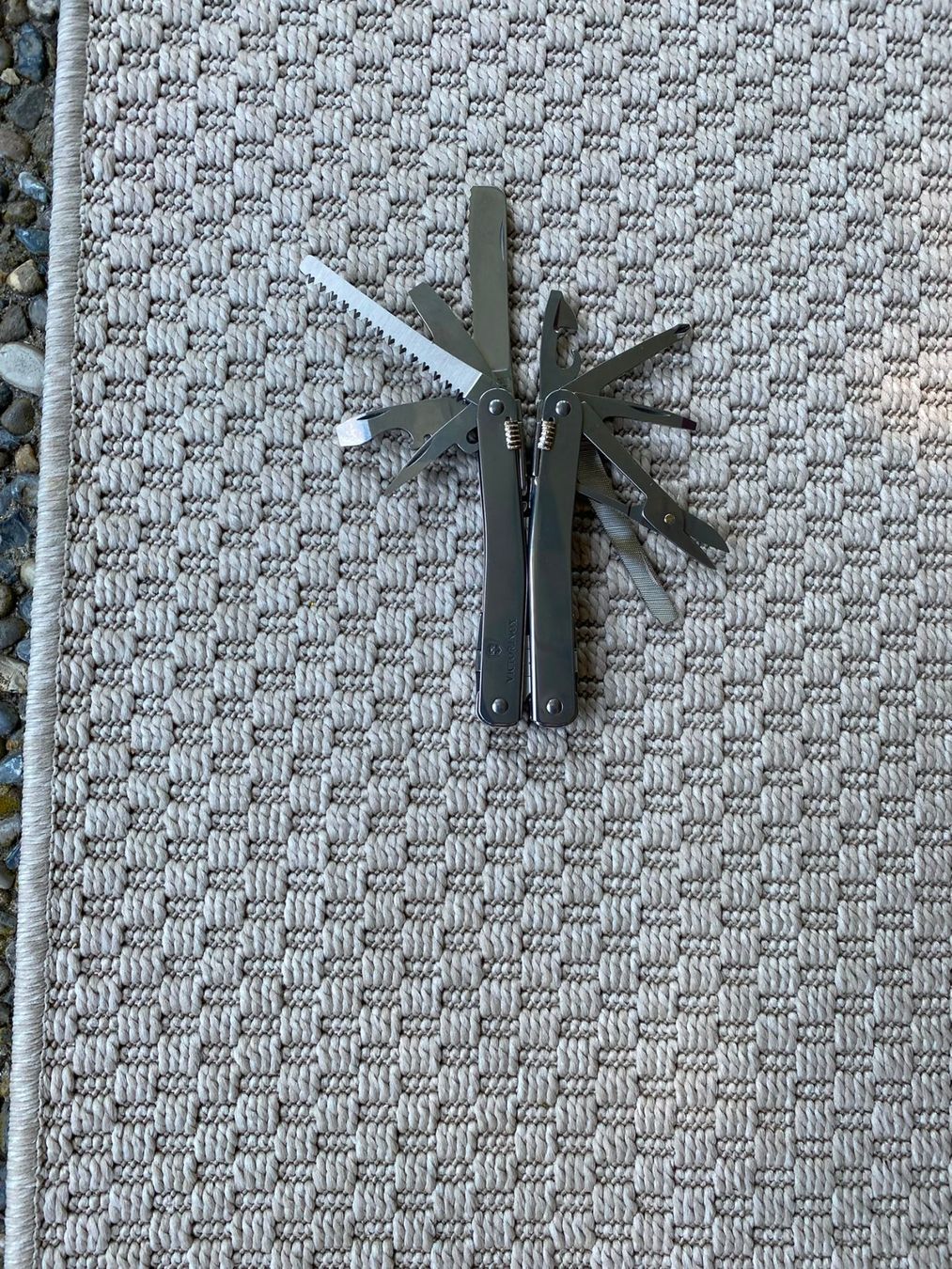 Victorinox Tutti gli attrezzi: Swiss Tool Spirit_7 – Nuovo (secondo la descrizione) da Köniz venduto da mikeg01 1