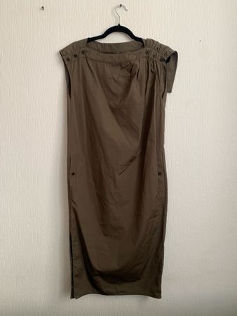 Robe longue plissée🩶 kaki taille S état neuf