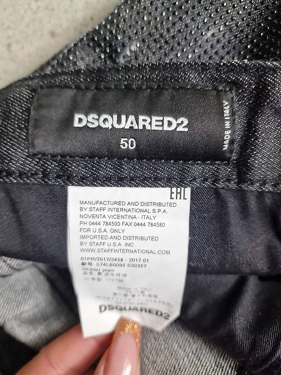 Jeans: DSQUARED2 Jeans Gr. 50 NEU mit Strasssteinen – Usato da Starrkirch-Wil venduto da NHA01 2