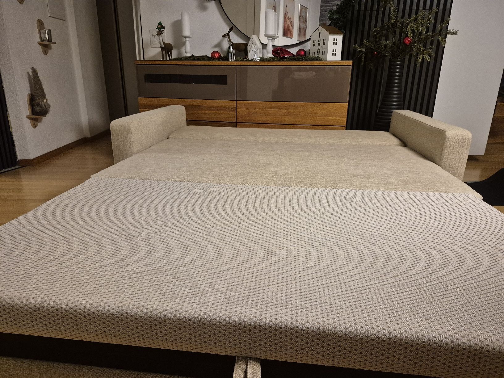 Sofas: Schlafsofa – Neu (gemäss Beschreibung) aus Huttwil von Tinu-jordi 2