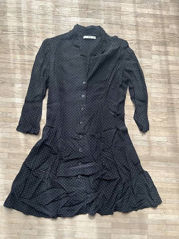 Vestiti: Kleid mit Punkten Grösse M – Usato da kriens venduto da inf_9fnc