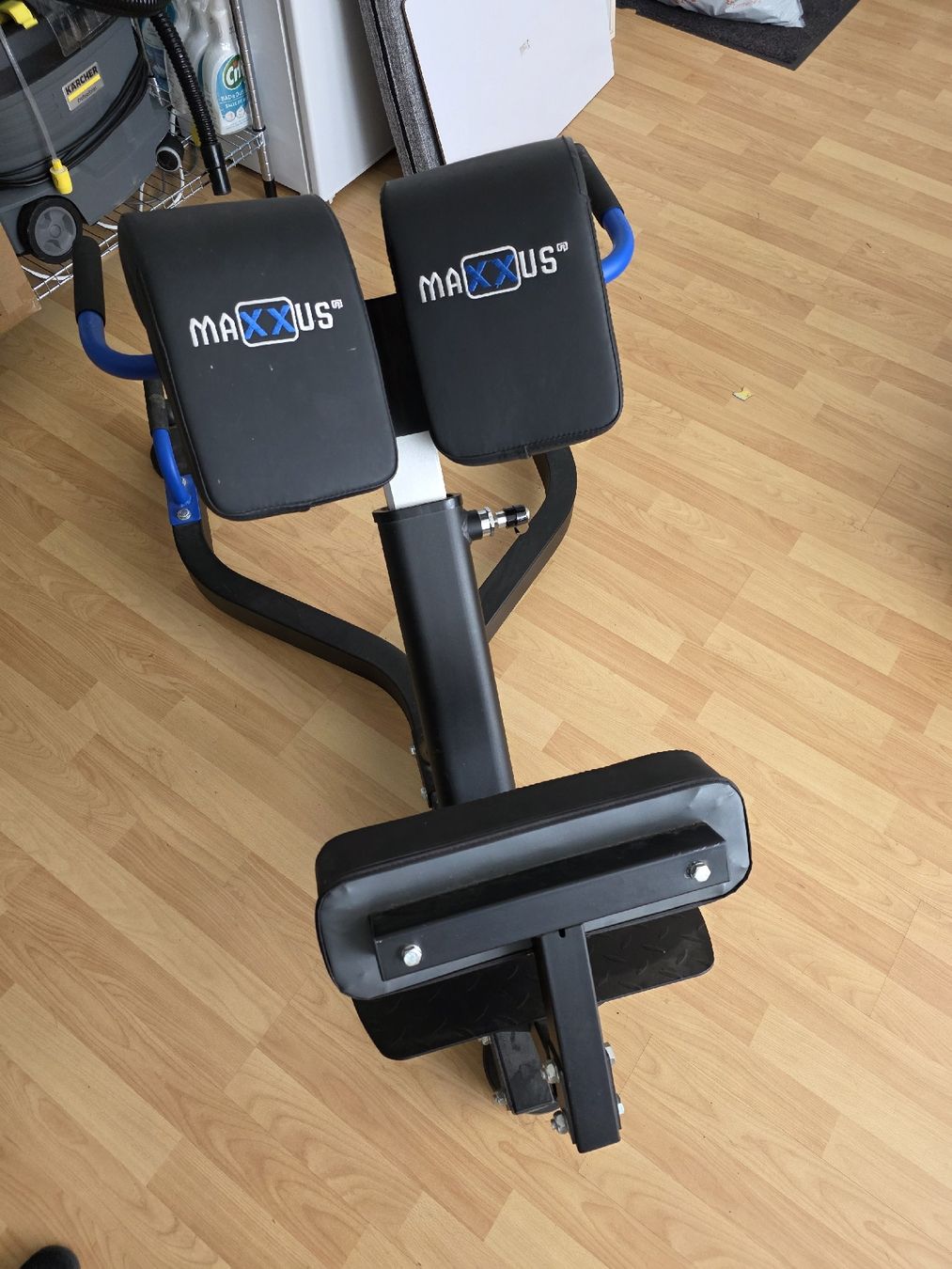 Maxxus Vélos d'appartement: Rückentrainer MAXXUS Hyperextension Pro, gebraucht – D'occasion à Samstagern par n012e 1