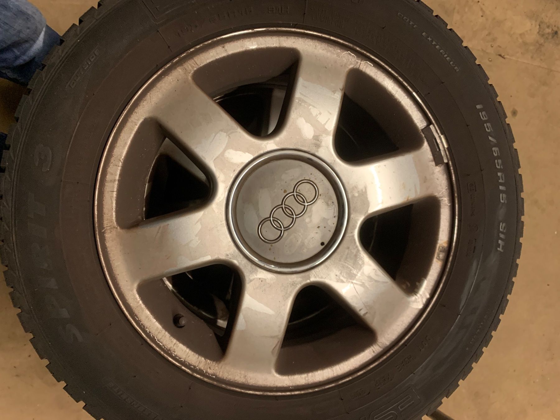 Audi Felgen: Alufelgen Original passend zu Audi A3 – Gebraucht aus Wünnewil von Ben07 1