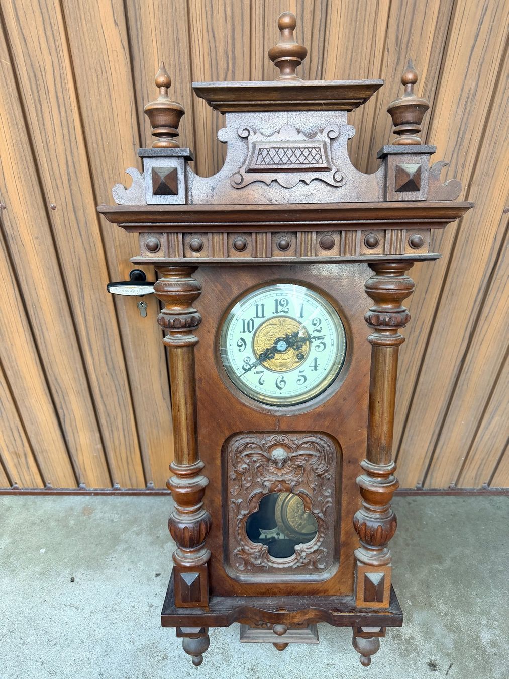Uhren: Alte Wanduhr (1) – Gebraucht aus Walterswil SO von Porsche930