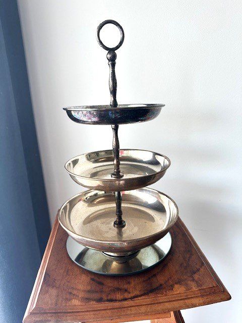 Servierplatten: veRsiLbeRte EtAgeRe – Gebraucht aus Winkel von zeho