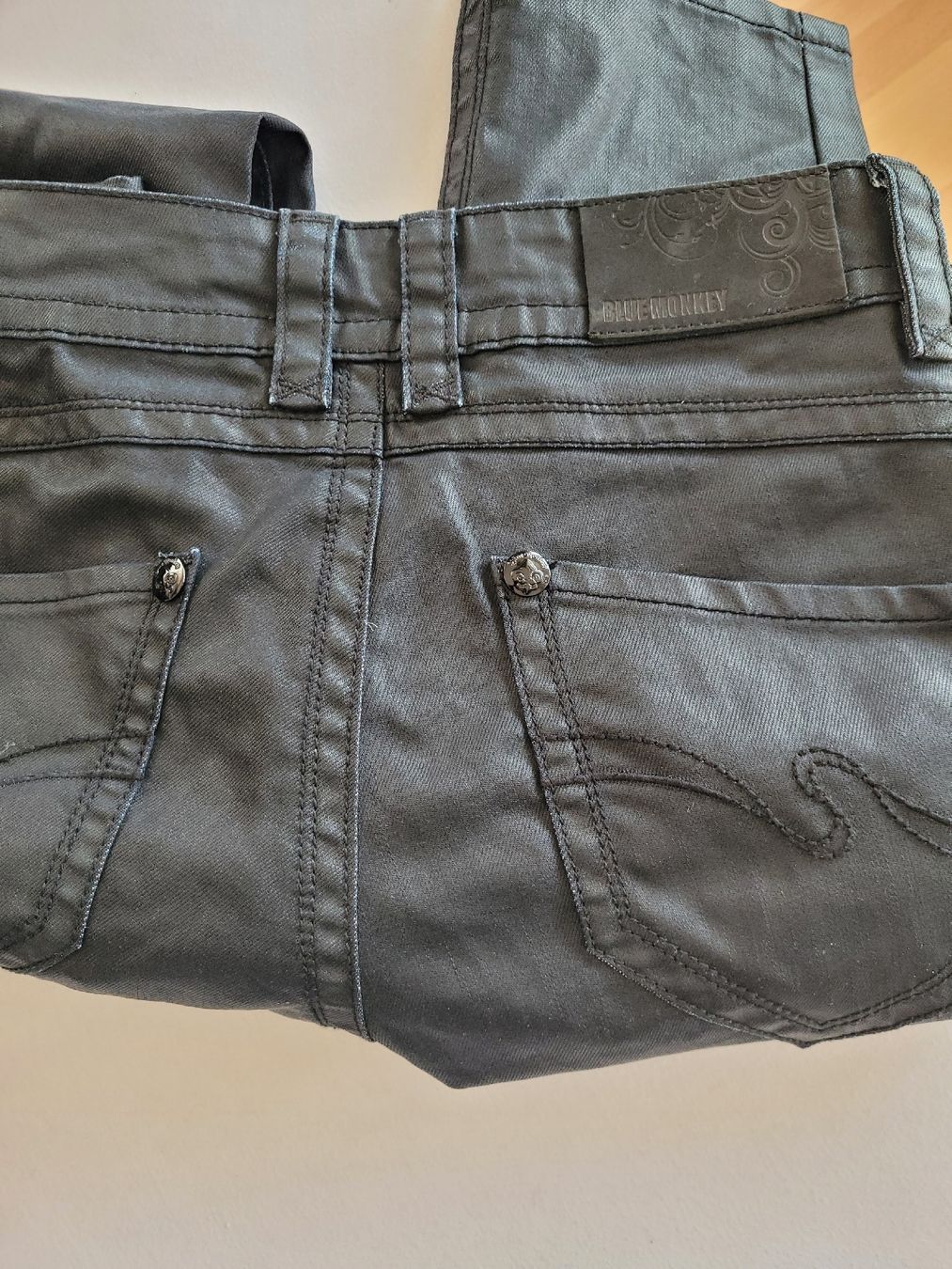 Jeans: Blue Monkey Jeanshose Damen Gr. 32 – Nuovo (secondo la descrizione) da Bassersdorf venduto da K1966 1