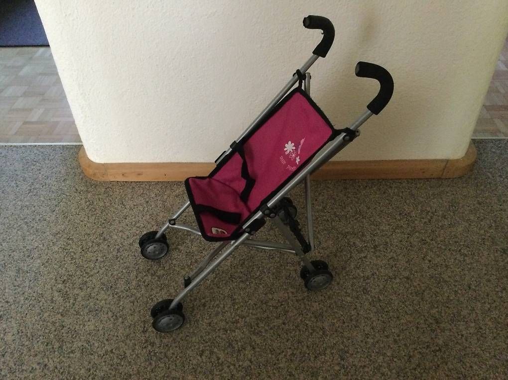 Bambole: Puppe mit Kleider und Kinderwagen. – Usato da Zürich venduto da Steve_and_ali 4