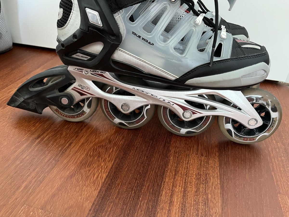 Pattini in linea & Pattini a rotelle: Rollerblade Inlineskates Grösse 42.5 + Rucksack – Usato da Sirnach venduto da Trainman0 3