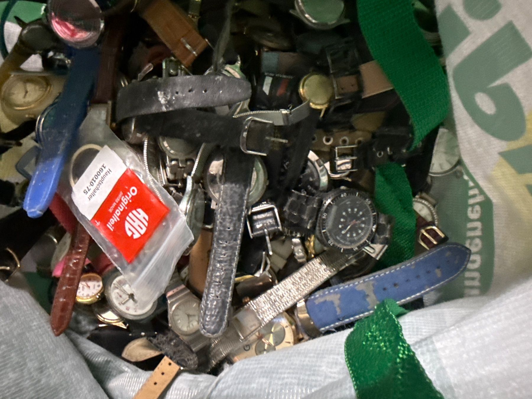 Uhren: Sackvoll Uhren unkontrolliert – Defekt aus Pfeffingen von Allhandelklgwatches 1