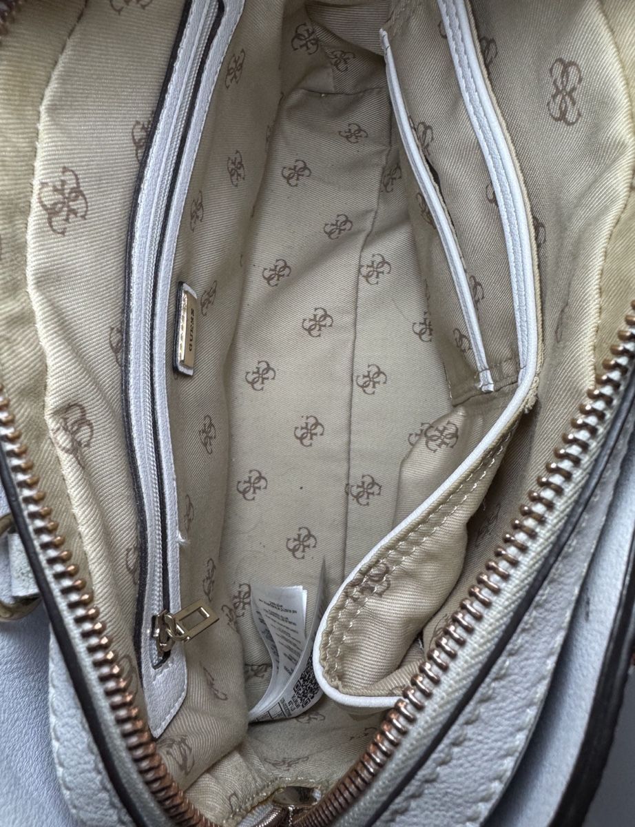 Guess Borse da donna: ORIGINAL GUESS TASCHE MIT SCHULTERGURT – Nuovo (secondo la descrizione) da Vionnaz venduto da b_f_d_r_g 5