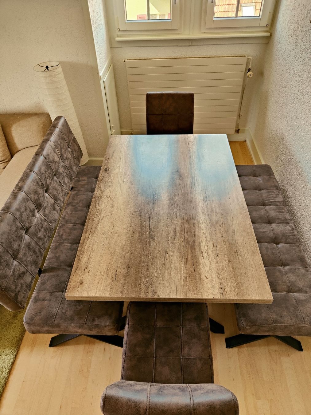 Set di tavolo e panche: Esszimmer Tisch, 2x Bänke, 2x Stühle – Usato da Malters venduto da leif 3