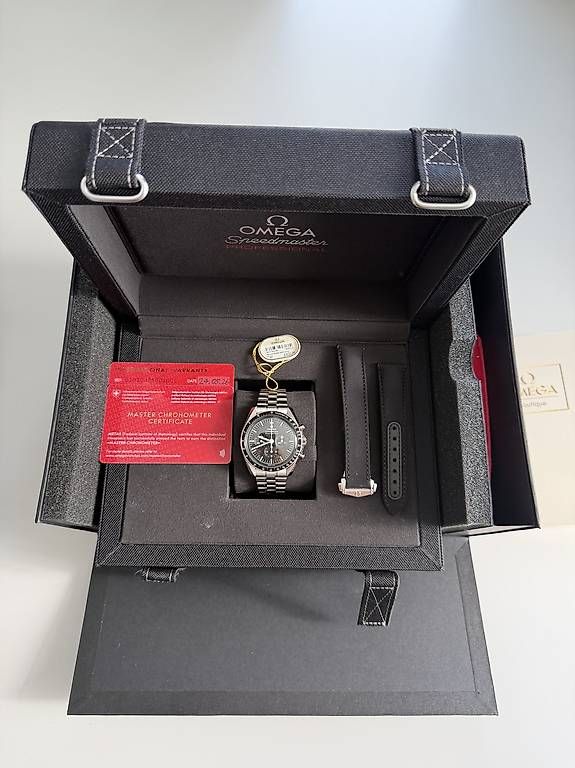 Omega Uhren: Omega Speedmaster Coaxial Haselit – Gebraucht aus Zürich von timeio-swapwatch 1