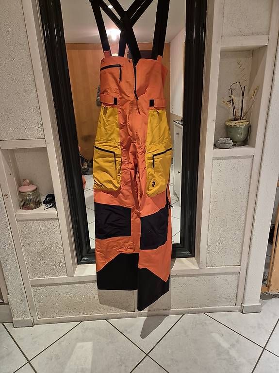 Giacche: Peak Performance Gore tex pro – Usato da Affeltrangen venduto da Slypi 2